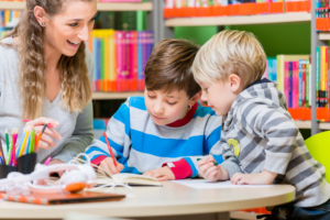 Family Hubs Booking System Example | Mum With Kids Attending A Session.